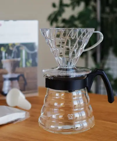 Hario V60 02 Plastik Şeffaf Dripper Seti