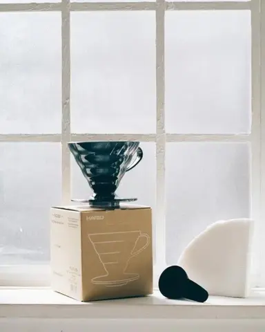 Hario V60 02 Siyah Plastik Dripper Set
